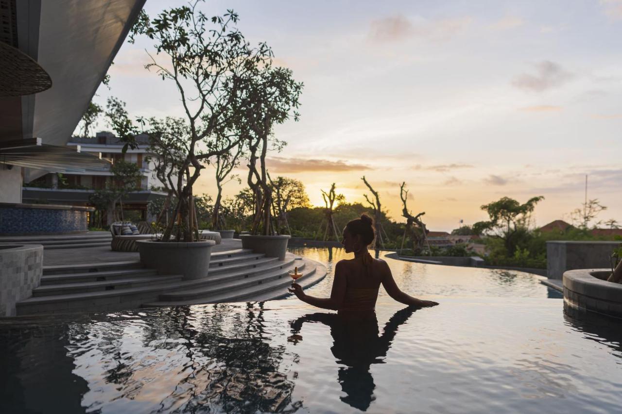 Ayana Segara Bali Hotel Jimbaran Exterior foto