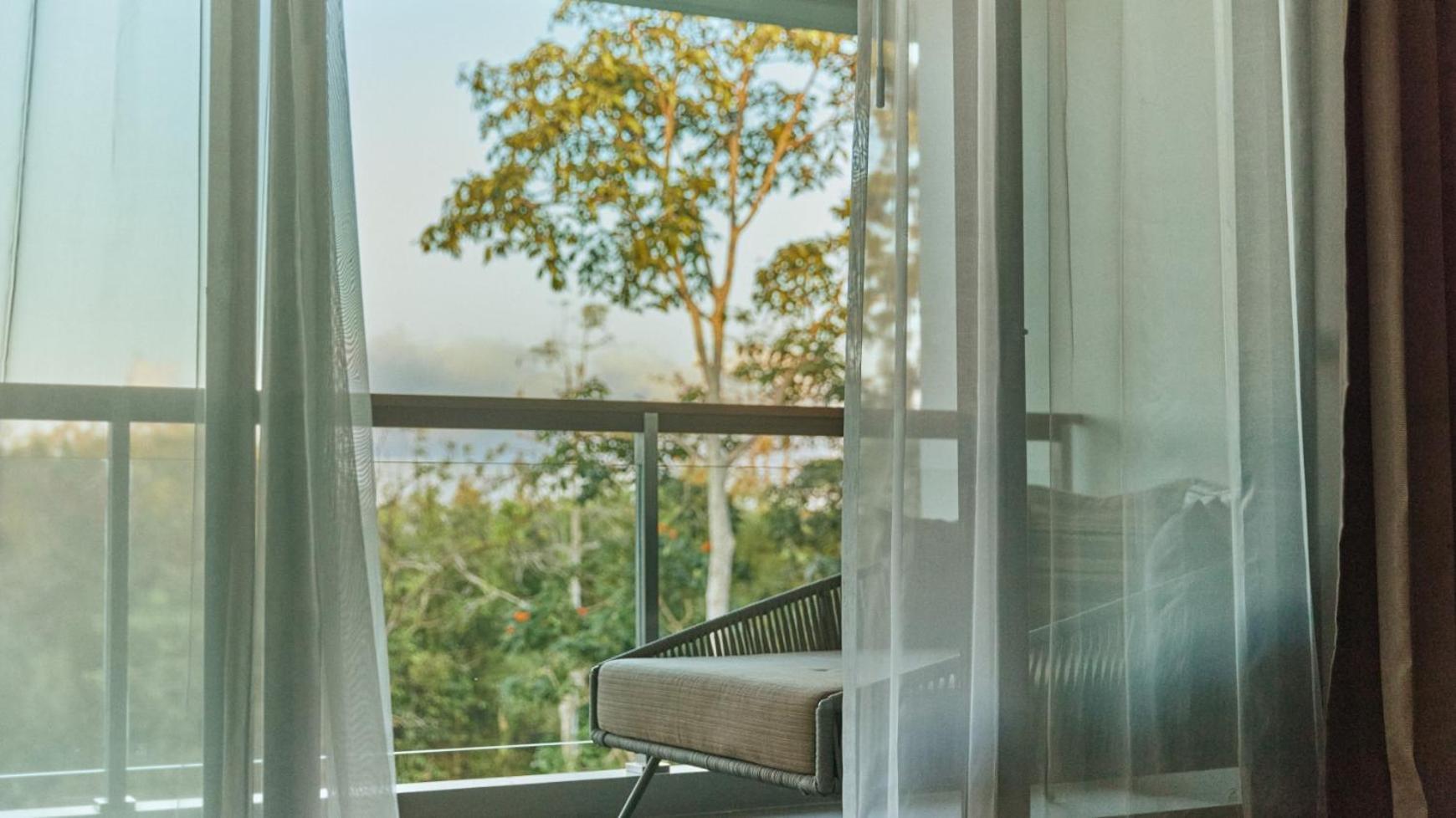 Ayana Segara Bali Hotel Jimbaran Exterior foto