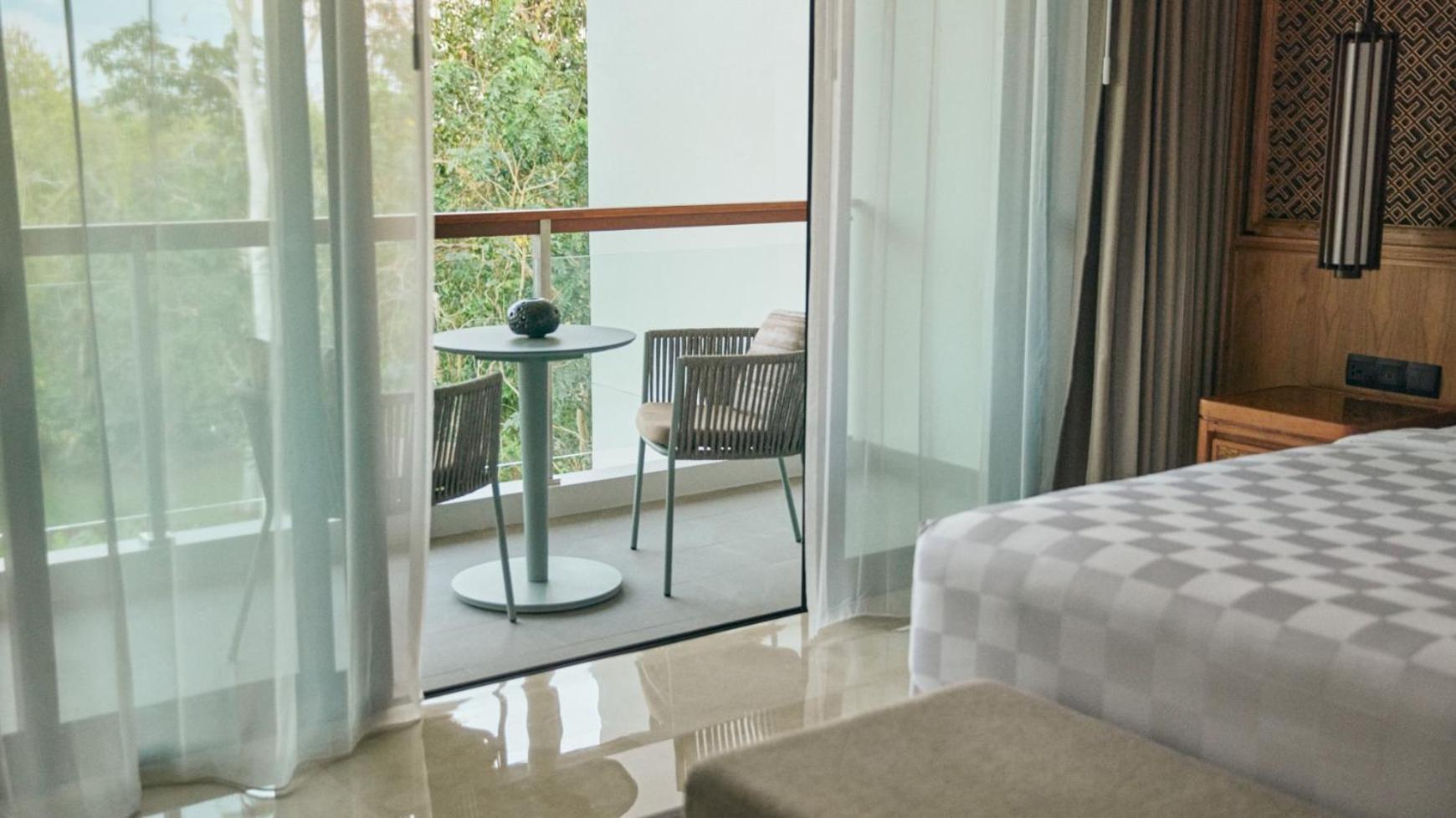 Ayana Segara Bali Hotel Jimbaran Exterior foto
